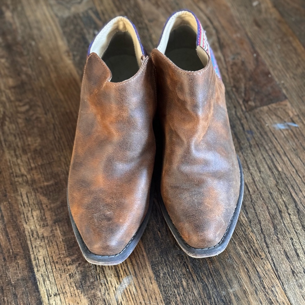 Women’s Roper Ankle Boots